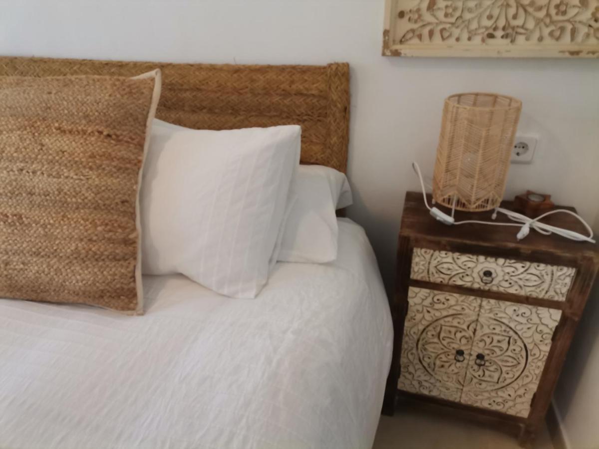 Villa En Lugar Tranquilo Alejado De Zonas Turisticas Banyalbufar Esterno foto